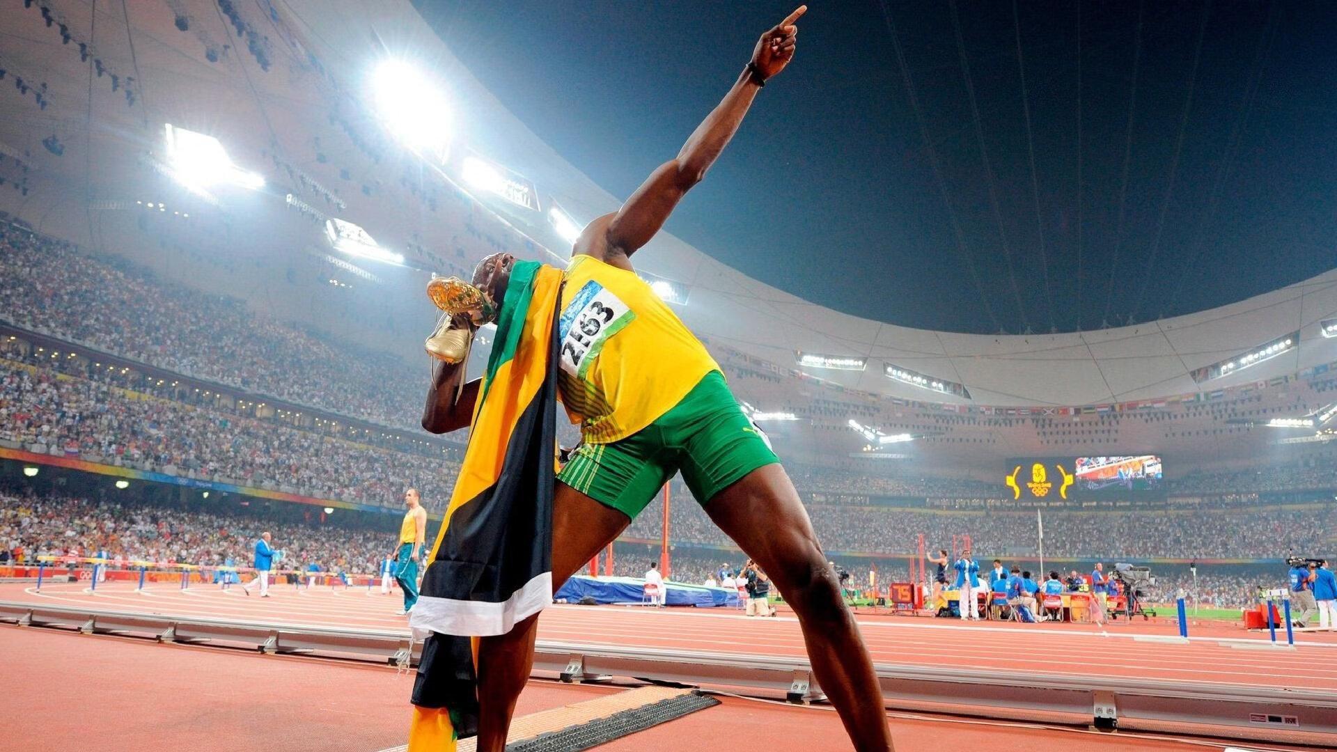 夜读 绿茵绅士之举引热议，本泽马赛后执意交换球衣，武磊谦逊回应显格局